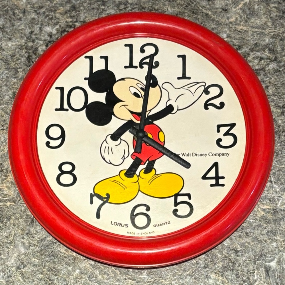 Vintage Disney Mickey Mouse Lorus Quartz 1987 Reversible Face Plate Wall Clock - Picture 10 of 14